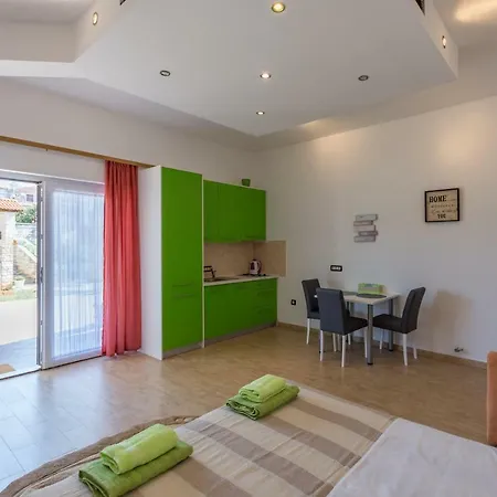 Apartamento Lavanda 2 *