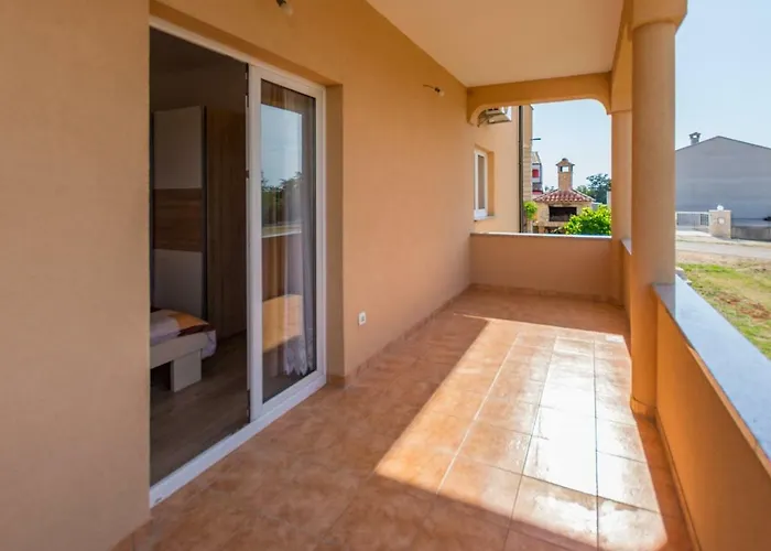 Apartman Lavanda 2 *